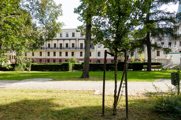 Łódź miasto pałac rezydencja zabytek drzewa © Dariusz