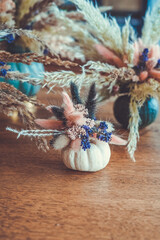Herbst-Deko mit Kürbis