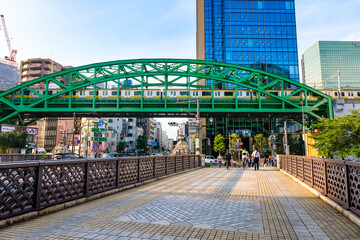 東京 秋葉原 松住町架道橋（総武線の鉄道橋） 昌平橋から