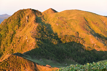 四国で最も美しい山「三嶺（さんれい、みうね）」と西熊山
