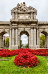 Fotobehang Puerta de Alcalá monument in the city of Madrid, Spain © josevgluis