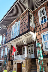 Obraz premium Bursa/Turkey - November 8, 2019: Historical City Hall of Bursa. Structure with Ottoman architecture is the oldest town hall of Turkey.