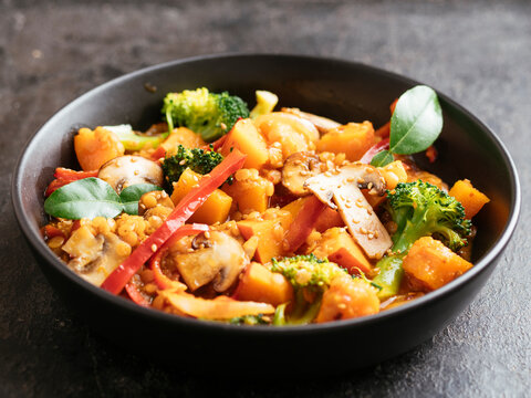 Thai Red Curry with Winter Squash, Broccoli and Mushrooms