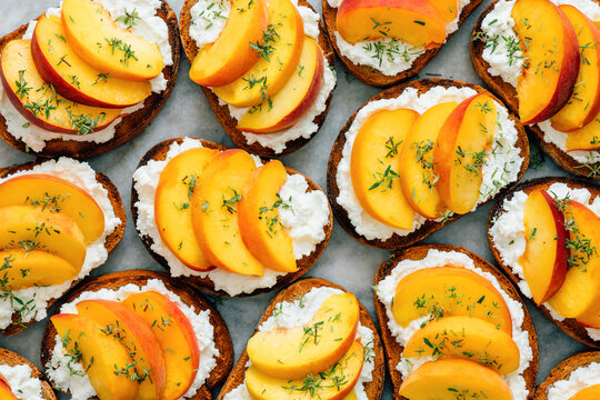 Peach ricotta bruschettas