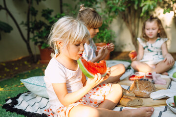 Picnic in the garden