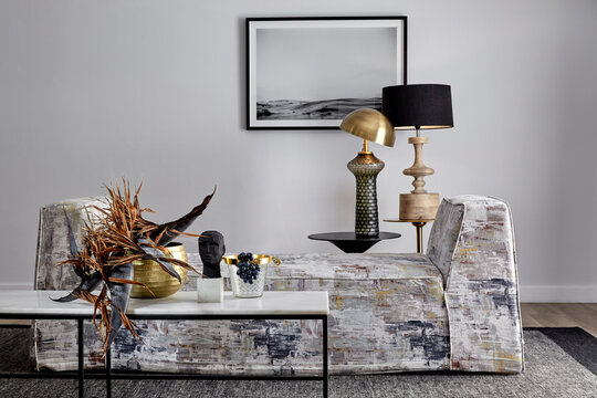 Daybed couch and coffee table