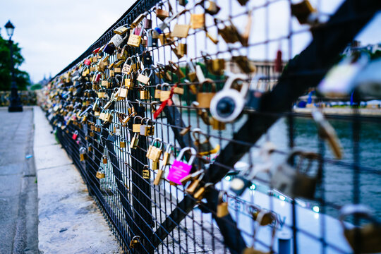 Love locks