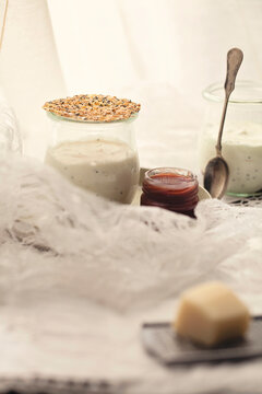 Marzipan-mascarpone mousse, spicy plum pulp, tuile