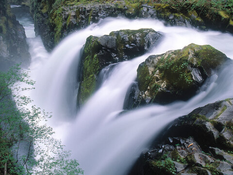 sol duc soleduck river upstream of waterfall cascade olympic national forest