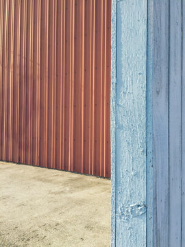 Intersecting walls from warehouse exterior