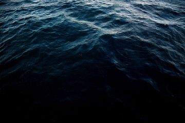 30  Free dark ocean water images Pikwizard