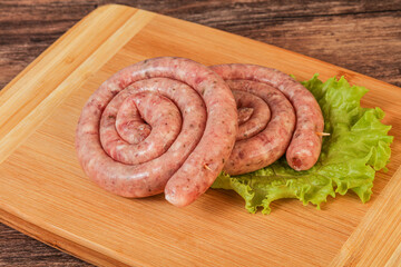 Raw sausage ring for grill