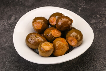 Marinated feijoa in the bowl