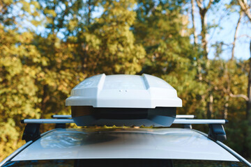 autobox on roof of car at park