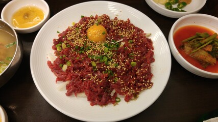 한국 음식 육회