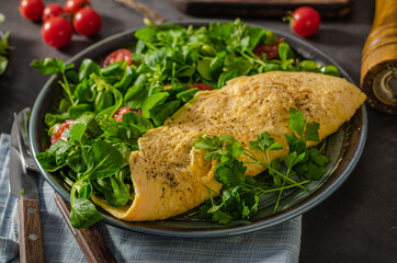 Egg omelette with salad