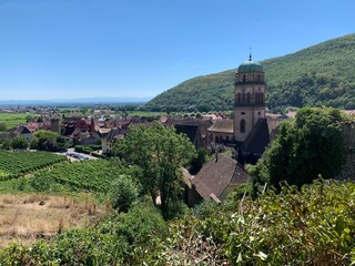 Fototapeta na wymiar View of the castle of Kaysersberg, Alsace, France