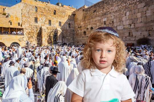  Llittle Jewish boy