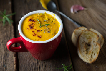 Hot pumpkin soup with croutons