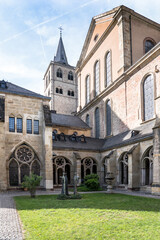 Fototapeta na wymiar Сourtyard of the German Gothic Cloister in Trier
