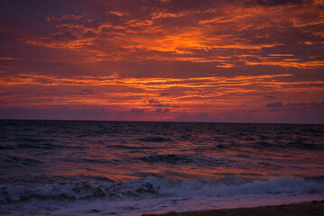 Fototapeta premium ベトナムフーコック島の夕焼け