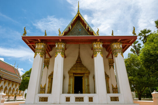 Ayutthaya / Thailand / August 8, 2020 : Wat Suwandararam Ratchaworawihan, Built In The Ending Phase Of Ayutthaya Era By The Father Of King Rama I (before His Succession To The Throne).