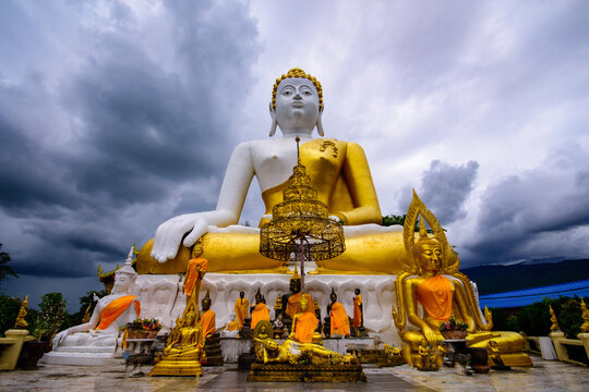 The Buddha statue in Wat Phra That Doi Kham (Temple of the Golden Mountain), Chaing Mai, THAILAND.
