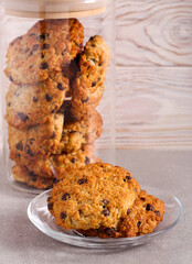 Oat cookies with chocolate chips