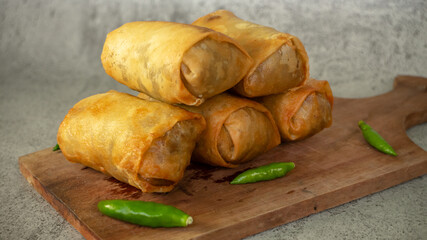 Indonesian rolls, Indonesian cuisine, Lumpia Semarang or Lunpia,