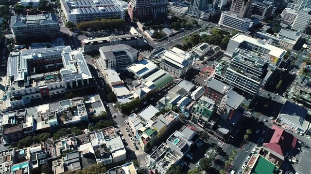footage in Cape town city center in South Africa with a DJI phantom 4 Pro, here you can see the coast, the city and hills around the area