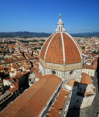 Fototapeta na wymiar Florence cityscape with the Brunelleschi Duomo cupola