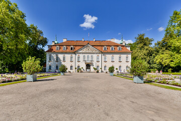 Fototapeta na wymiar Baroque palace in Nieborow, Poland