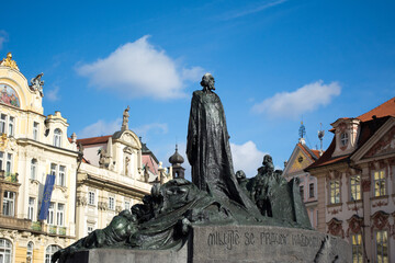 Jan Hus Denkmal in Prag, Altstadtring