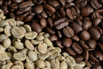 Kaffeebohnen Kaffee Bohnen roh und geröstet 
Rohkaffee Röstkaffee