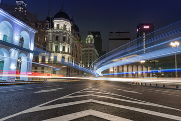 Fototapeta na wymiar Halo of lights in avenida de Buenos Aires, Argentina