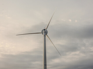 Wind turbine