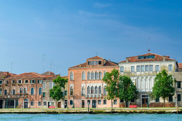Naklejka premium house on the edge of the canal, Venice
