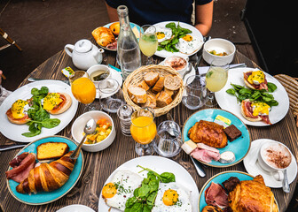 A breakfast in Paris