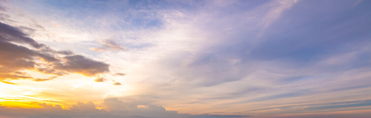 Fototapeta na wymiar Sky and clouds autumn sunset background 