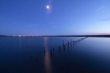 Fototapeta na wymiar sunset on the sea or lake