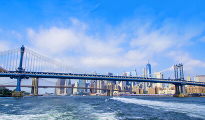 View of Brooklyn Bridge and Manhattan skyline - New York City