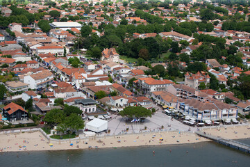 Andernosaken at Latitude/Longitude:44.738800/-1.105023 Near Andernos-les-Bains Aquitaine France <a href="http://www.geonames.org/maps/google_44.738800_-1.105023.html"> (Map link)</a>