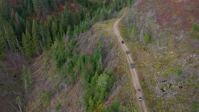 Atv 4x4 in the mountains Top down