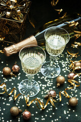 Obraz na płótnie Canvas Happy New Year! Christmas and New Year holidays background, champagne in glasses
