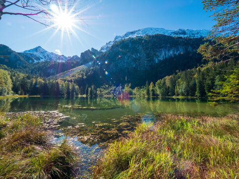 Frillensee, Bayern, an einem sonnigen Herbsttag