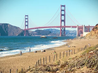 Crédence de cuisine en verre imprimé Plage de Baker, San Francisco Golden Gate Bridge in San Francisco, California - from Baker Beach. Beautiful perspective with hills and blue sky