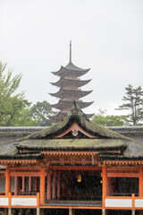 厳島神社と五重塔