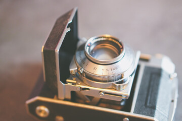 Fototapeta na wymiar old film camera