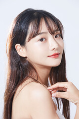 美しい女性のビューティーポートレート