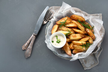 Baked potato wedges